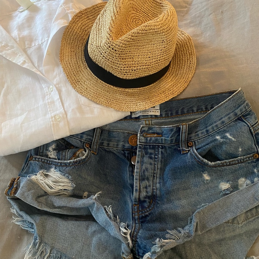 One teaspoon Jean cut off style shorts size 27